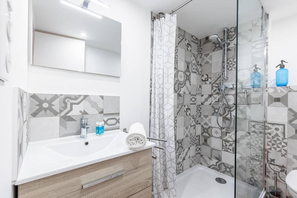 Prefecture 15 - Old Town Duplex 2 Doubles Beds Apartment นีซ ภายนอก รูปภาพ